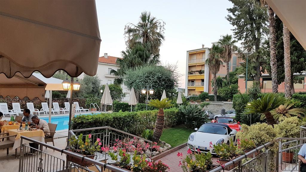 Hotel Paradiso Sanremo Bagian luar foto